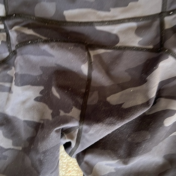 Sweaty Betty Power 7/8 Leggings Tights Black Grey Camo Print - Picture 6 of 6